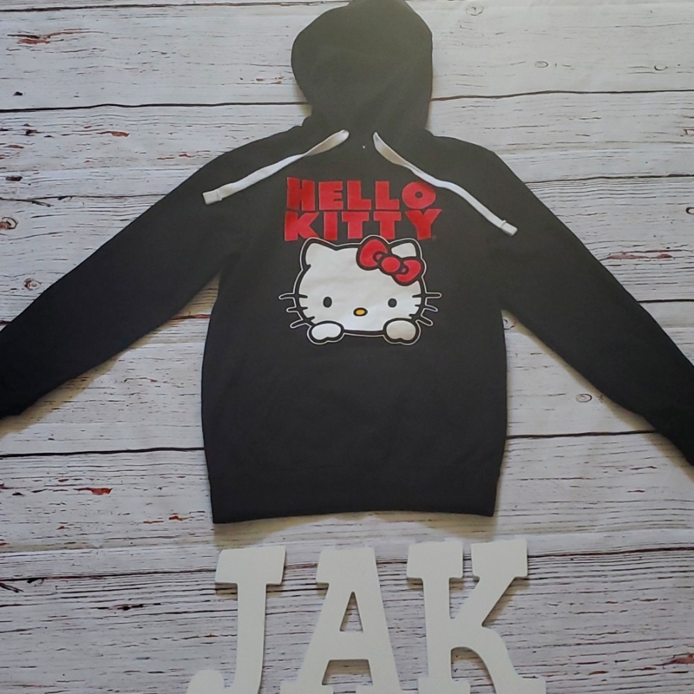 🆕️ CUTE SANRIO HELLO KITTY BLACK HOODED SWEATER ❤️🖤